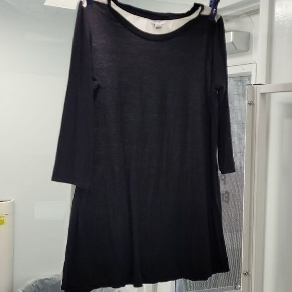 Liz Lange maternity top - Picture 1 of 3